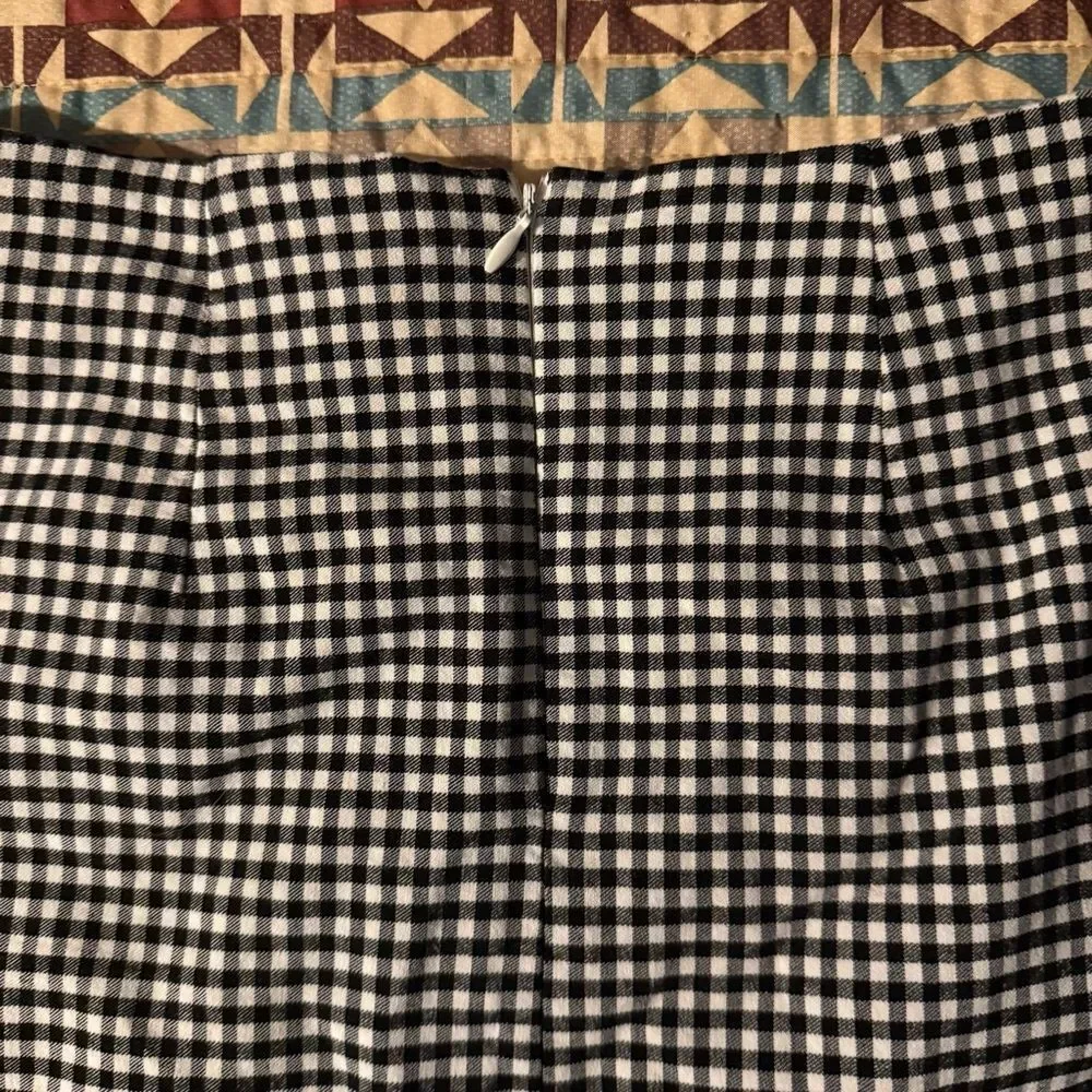 Urban Outfitters Black and White Gingham Mini Skirt XS